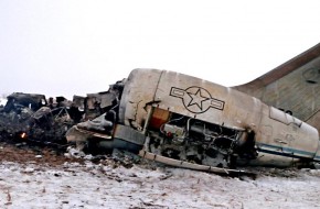 Американский самолет в Афганистане могли сбить иранской ракетой - «Война»