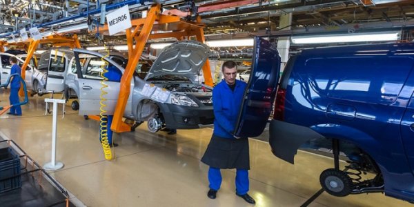АвтоВАЗ приостановит выпуск моделей Lada и Renault из-за низкого спроса - «Автоновости»
