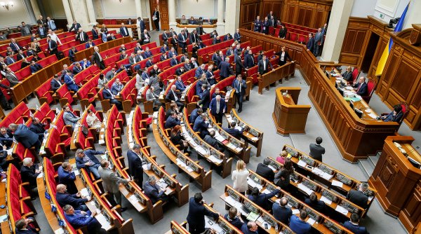 Депутаты Рады предложили разрешить выступать в парламенте на русском языке - «Новороссия»