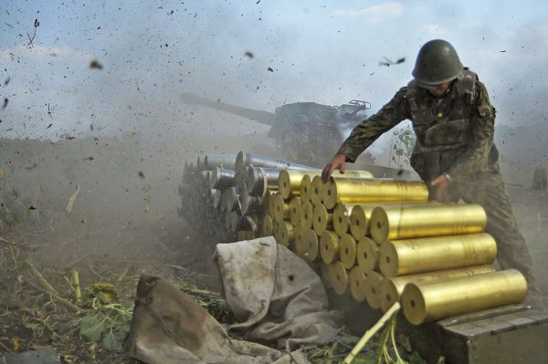 «Есть разрушения»: Украинские боевики обстреляли жилые дома в Донецке - «Новороссия»