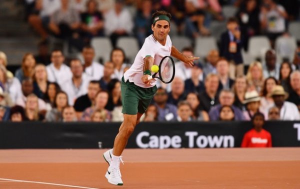 Федерер перенес операцию и выбыл до травяного сезона - «Спорт»