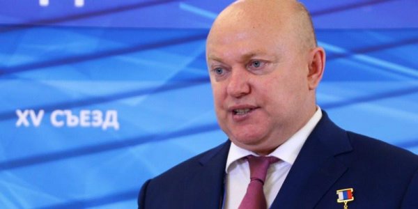 Герой России Андрей Красов поддержал идею закрепить запрет на отчуждение территории РФ в Конституции - «Политика»