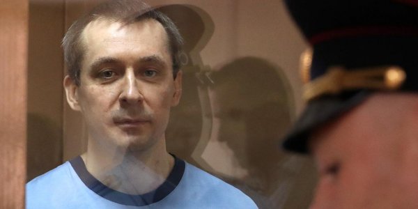 Экс-полковнику Захарченко предъявили новое обвинения во взятке в 1,4 млрд для "Захара Хитрого" - «Политика»