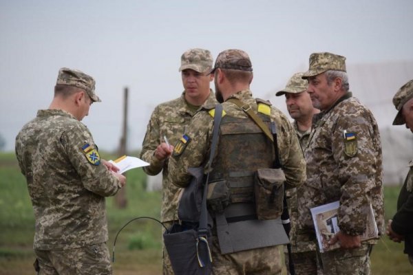 Командование ВСУ начало проверки из-за скорого визита в Донбасс дипломатов США - «Новороссия»
