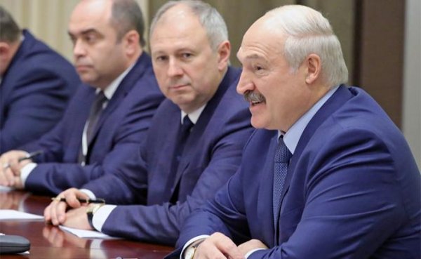 Кремль готовит для Лукашенко дом в Ростове рядом с Януковичем - «Политика»