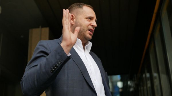 Львовский Горсовет потребовал от Зеленского запретить Ермаку общаться с Кремлем - «Новороссия»