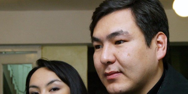 На Рублевке нашли мертвым сына экс-президента Киргизии Акаева - «Политика»