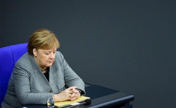 От Меркель сбежали даже ближайшие соратники - «Политика»