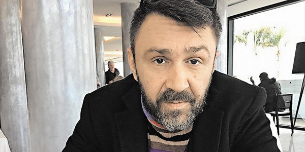 Шнуров написал стихи о "черном небе" Красноярска - «Политика»