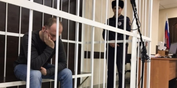 Ставившие ребенка на гречку родители получили реальные сроки - «Политика»