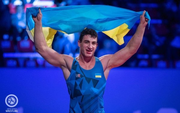 Три украинских борца вышли в полуфиналы в первый день ЧЕ - «Спорт»