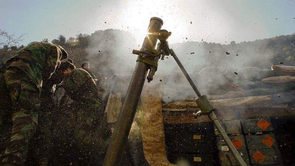Украинские оккупанты за сутки выпустили 37 мин по ЛНР — есть разрушения - «Новороссия»