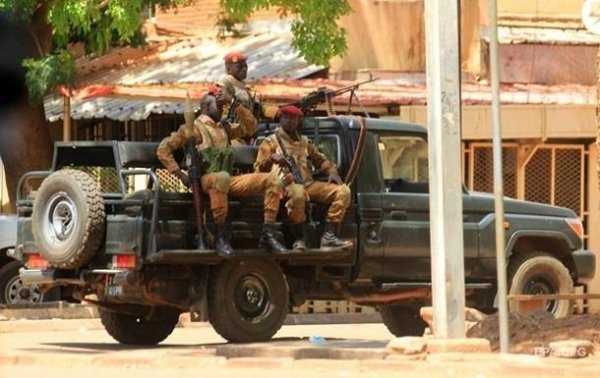 В Буркина-Фасо расстреляли прихожан церкви: 24 жертвы - «В мире»