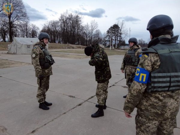 В Донбассе полиция задержала пьяных боевиков ВСУ - «Новороссия»