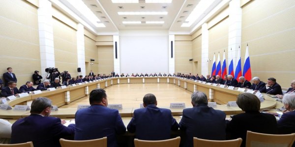 В Конституции предложили закрепить положение о защите языков России - «Политика»