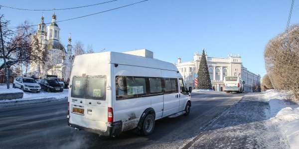 В Нижневартовске кашляющих китайцев выгнали из маршрутки - «Политика»