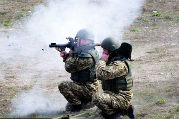 В результате обстрела более тысячи жителей Золотого-5 остались без света - «Новороссия»