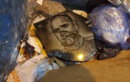 В Одессе новую табличку маршалу Жукову выбросили в мусорник - «Фото»