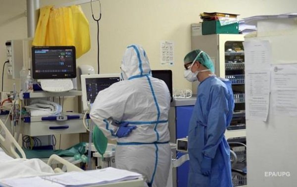Еще трое украинцев заразились COVID-19 за рубежом - «В мире»