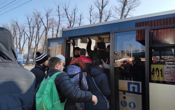 Кличко обратился к Кабмину из-за толп киевлян в автобусах - «Украина»