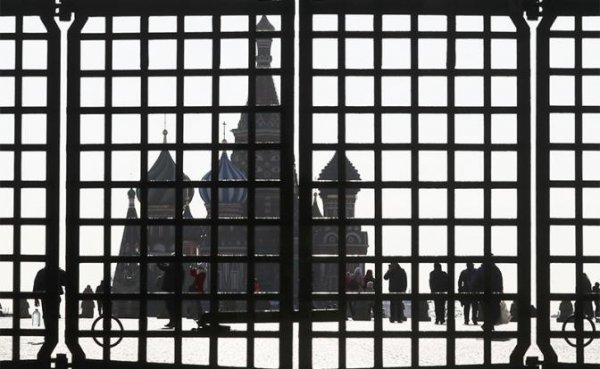Коронавирус: Пандемия продлится два года, переболеет 70% населения - «Экономика»