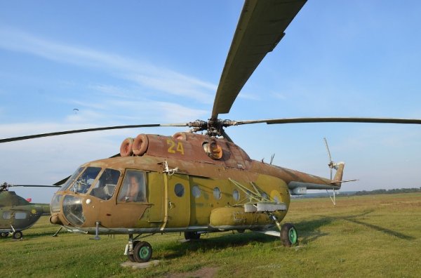 Неизвестные в Коми обстреляли вертолёт с горючим - «Новороссия»