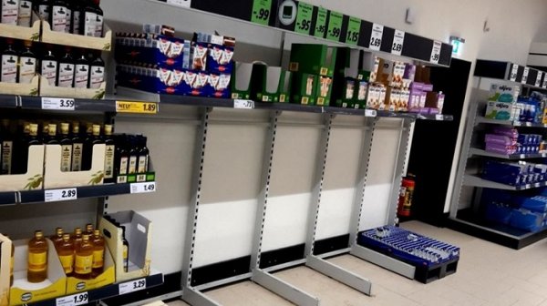 Немцы устроили панические закупки продуктов из-за коронавируса - «Новороссия»