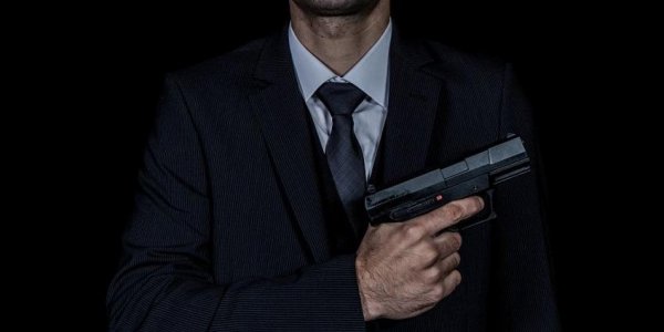 Председатель ТСЖ в Калининграде заказал убийство не довольного его работой жильца - «Политика»