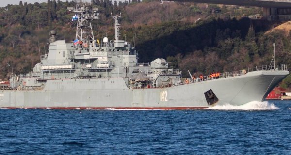 Россия увеличила морскую группировку в Сирии большим десантным кораблём «Новочеркасск» - «Новороссия»