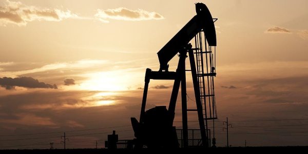 Стоимость барреля нефти Brent опустилась ниже отметки 2002 года - «Политика»