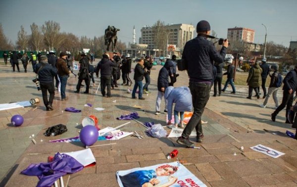 В Кыргызстане напали на участниц Марша женщин - «В мире»