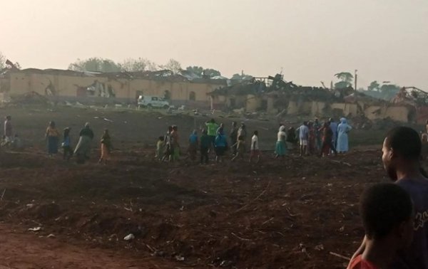 В Нигерии мощный взрыв разрушил сотни домов и автостраду - «В мире»