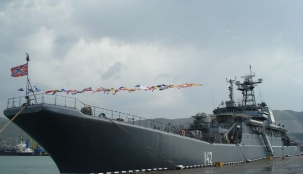 В Сирию направился еще один большой десантный корабль ВМФ РФ - «Новости»