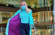 Модель раскритиковали за фото "купальника" из респираторов - «Фото»