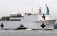 Военный корабль-госпиталь прибыл в Нью-Йорк - «Фото»