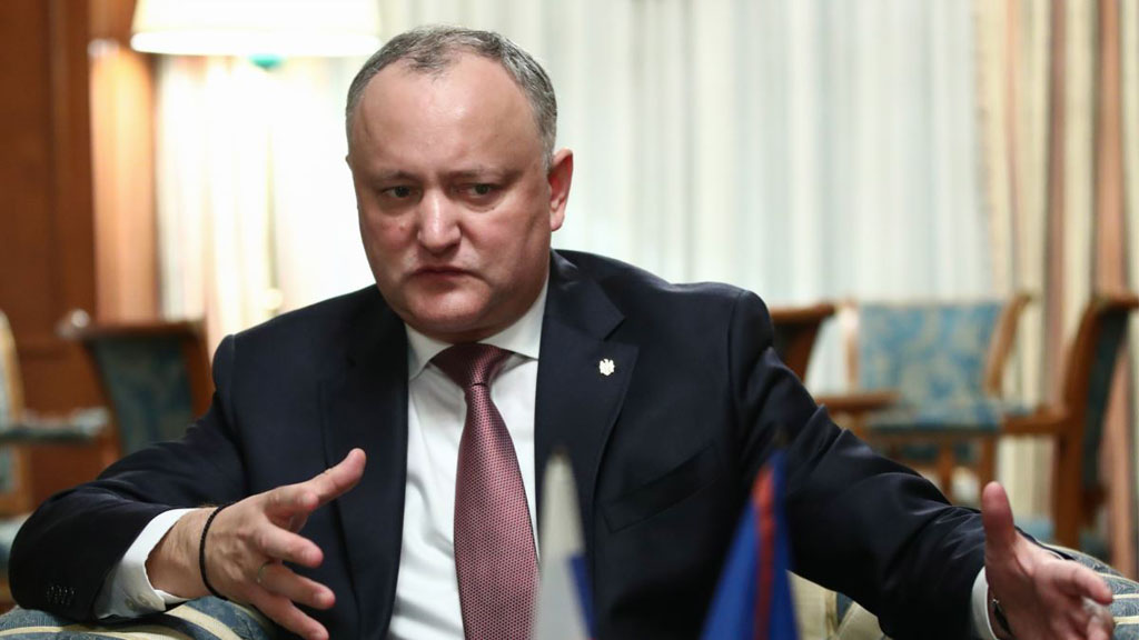 Додон предложил 4 меры для вывода Молдовы из кризиса