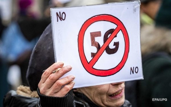 Британцы поджигают вышки 5G из-за коронавируса − СМИ - «В мире»