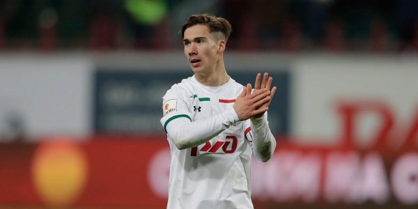 Футболист "Локомотива" извинился за слова о зарплатах врачей, которые "получают, что заслужили" - «Политика»