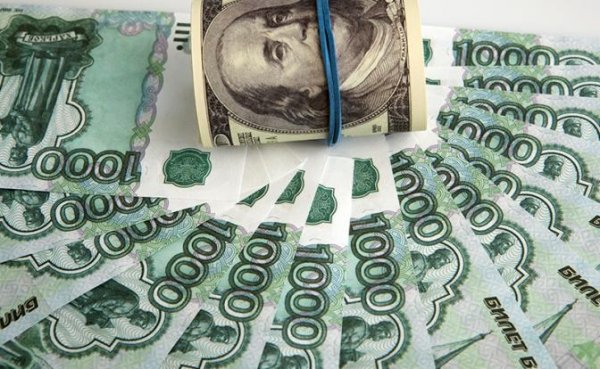 Игры вокруг рубля: США призвали скупать российскую валюту - «Экономика»