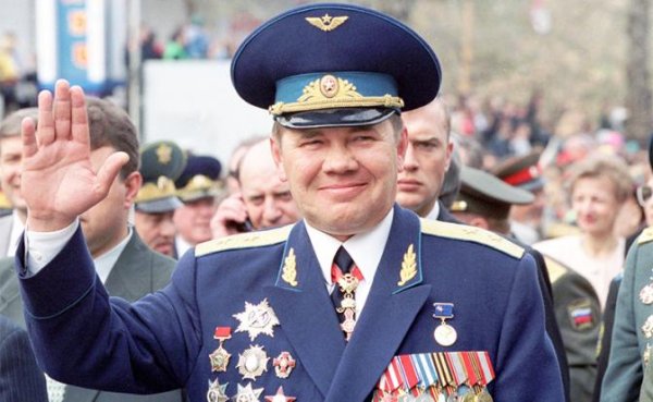 Лебединая песня: Генерал, который мог изменить власть в России - «Политика»