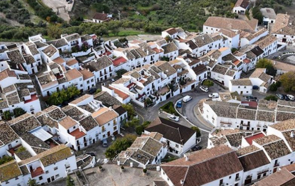 Небольшой испанский город обезопасил себя от коронавируса - «В мире»