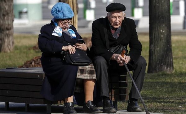Пенсионная реформа: Старикам, пережившим коронавирус, доплатят 200 тысяч, а кому-то — рубль - «Экономика»