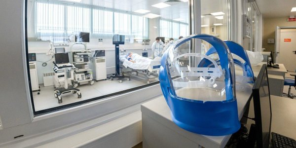 Построенная за месяц инфекционная больница в Вороновском начала принимать пациентов - «Политика»