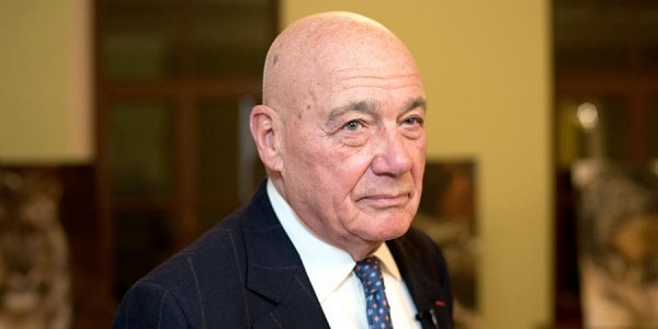 Познер призвал на время пандемии отложить обвинения и претензии к власти - «Политика»