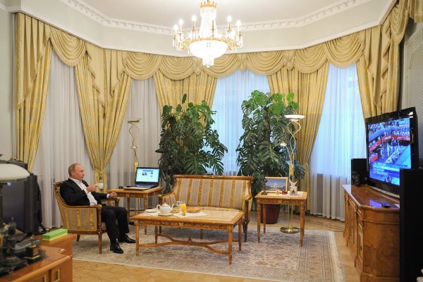 Путин воздержится от посещения пасхальной службы в этом году - «Новороссия»