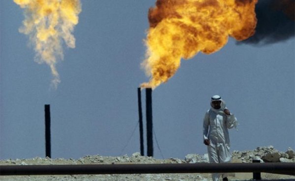 Российско-саудовская нефтяная схватка — мошенничество и фарс - «Экономика»