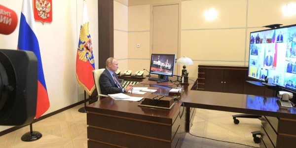 Шойгу доложил президенту о готовности военных к борьбе с коронавирусом - «Политика»