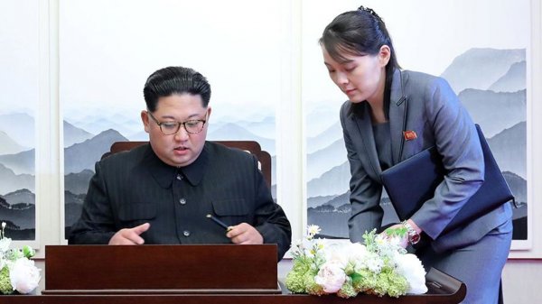 СМИ: власти КНДР на смену Ким Чен Ыну готовят его сестру - «Военное обозрение»