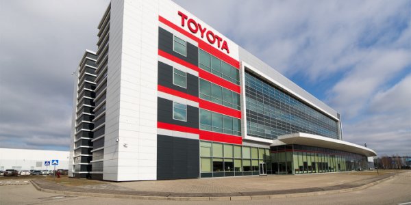 Toyota отказалась поднимать цены на автомобили в России до лета - «Автоновости»