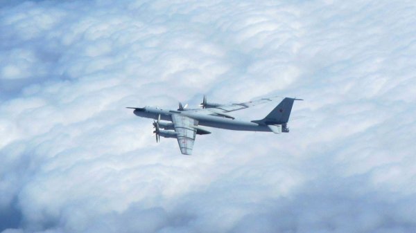 Ту-142 ВМФ России совершили полёт в дальней морской зоне - «Военное обозрение»